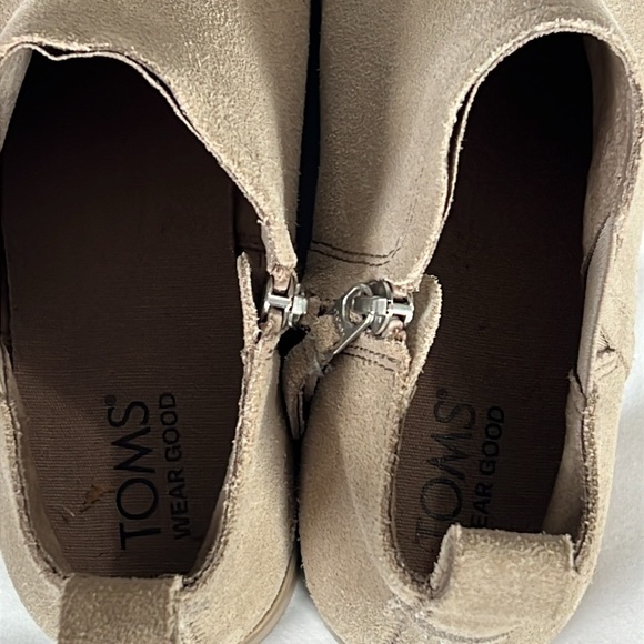 TOMS Reese Tan Suede Ankle Boots - Picture 3 of 8
